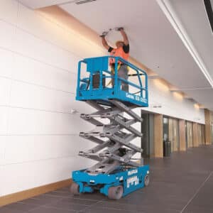 Battery Operated Self Propelled 5.8M Scissor Lift